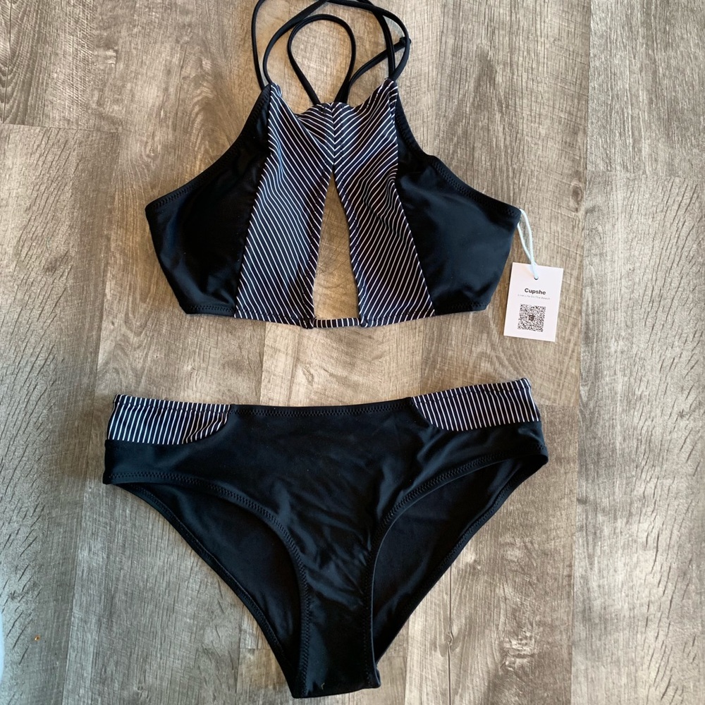 MADE THE CUT STRIPE SPLICING BIKINI